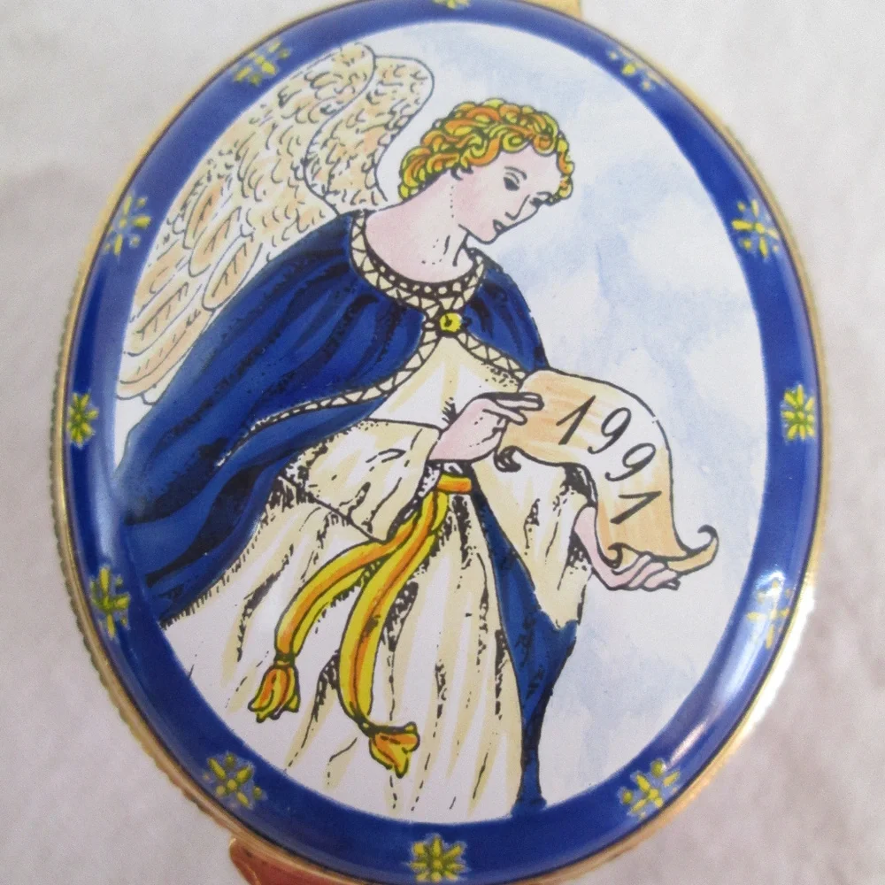 Crummles Enamel Trinket Box 1991 BLUE ANGEL Angels